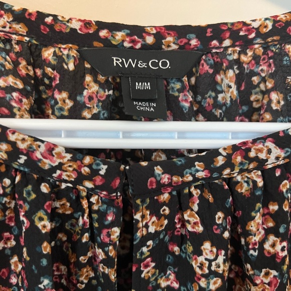 RW&CO Black Patterned Blouse - Picture 2 of 3